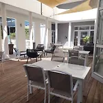 Avec Piscine Aqualia דירה